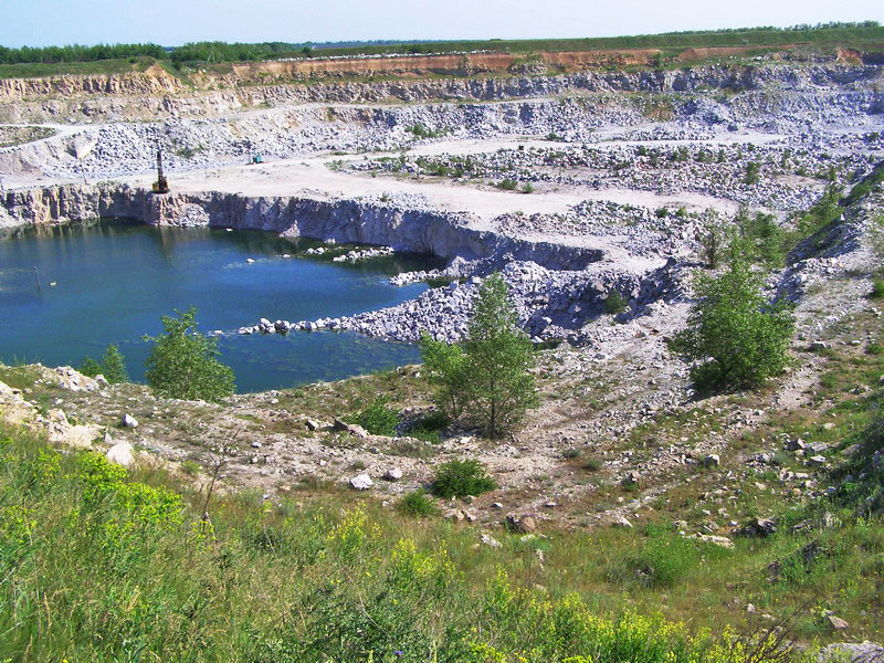 Кар'єр Бельмак-Могила біля с.Трудове